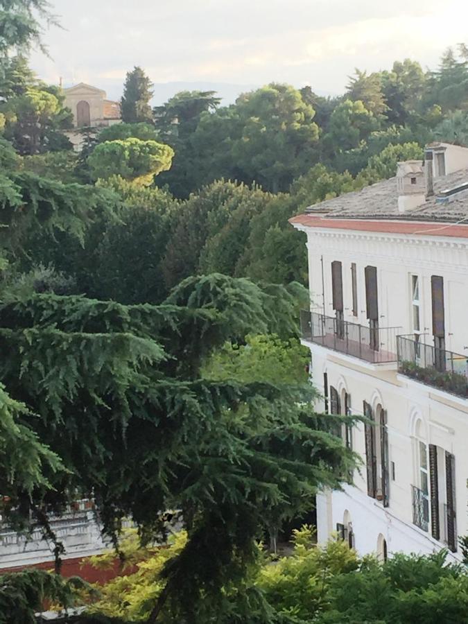 Casa Di Bianca Attico Panoramico A Chieti Centro Apartamento Exterior foto